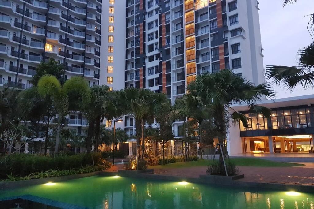 Timurbay Studio Apartment Facing Beautiful Beach Kuantan Esterno foto